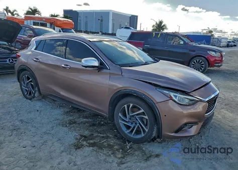 2017 Infiniti Qx30 Base z USA, uszkodzony, nr VIN SJKCH5CP6HA020462